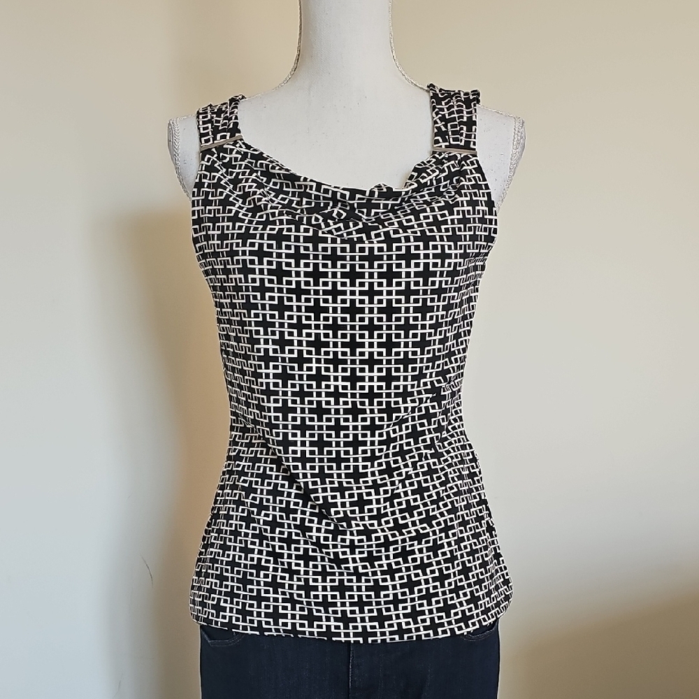 WHBM Black and White Geometric Women's Top